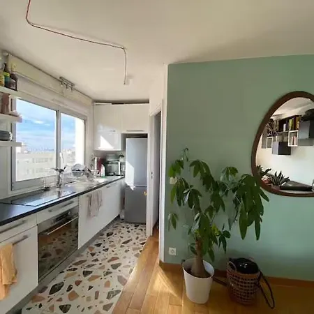 Apartment Sunny Oberkampf Escape | Balcony & Views